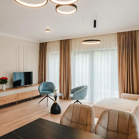 Cometei * Κλουζ-Ναπόκα