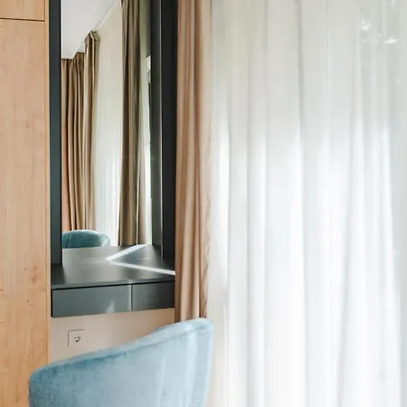 Apartment Cometei *